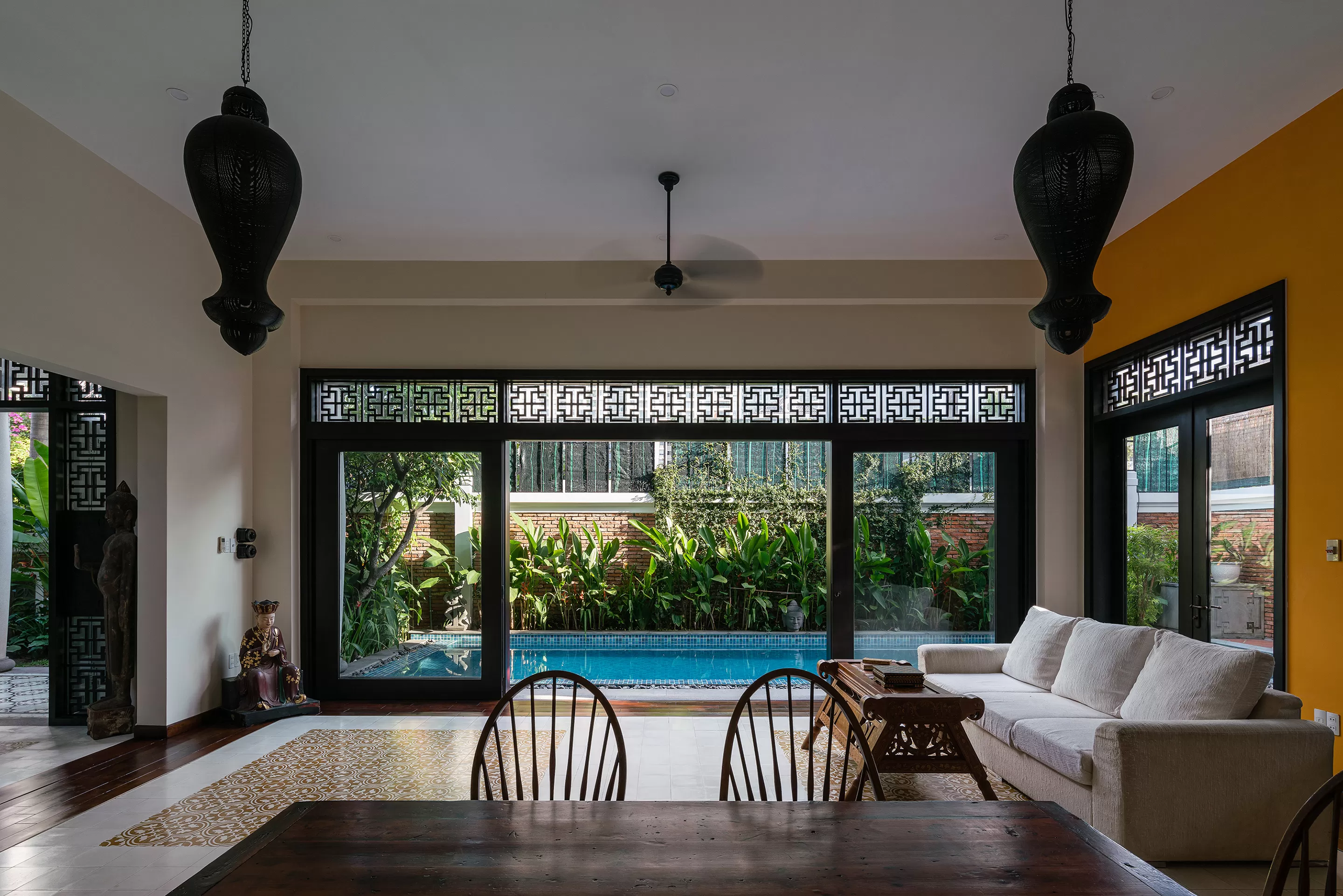 Ngôi Nhà Của Thời Gian
